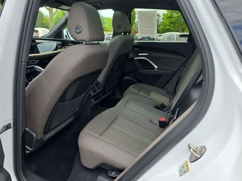 Used 2025 Audi Q5 Premium Plus AWD/4WD image 26