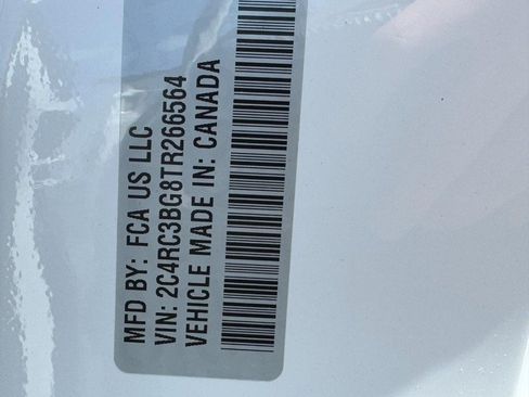 New 2026 Chrysler Pacifica Select AWD/4WD image 19