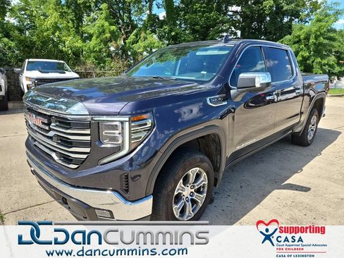 Used 2025 GMC Sierra 1500 SLT AWD/4WD image 1