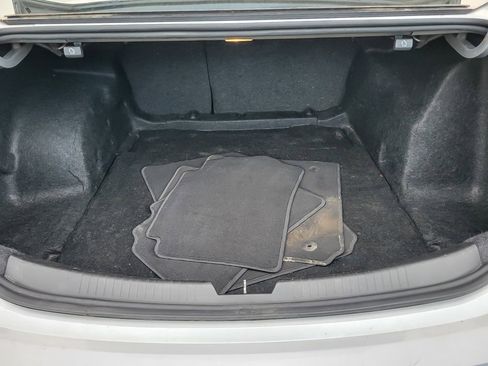 Used 2022 Chevrolet Malibu LS image 16