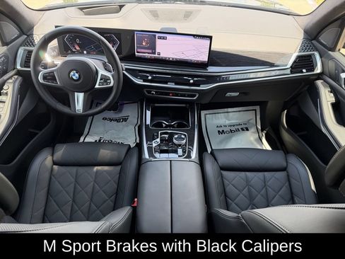 Used 2026 BMW X7 xDrive40i w/ M Sport Package AWD/4WD image 11