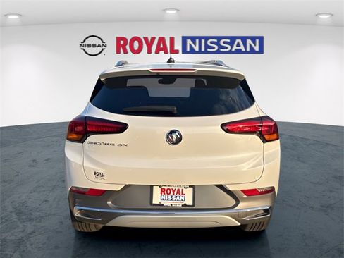 Used 2023 Buick Encore GX Essence w/ Experience Buick Package image 6