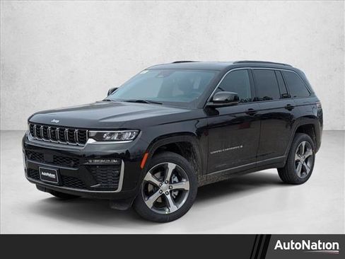 New 2026 Jeep Grand Cherokee Limited image 1