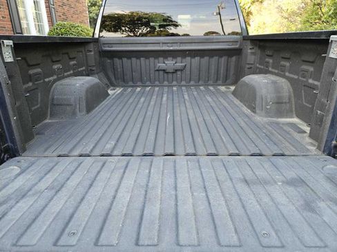 Used 2021 Chevrolet Silverado 1500 LT w/ Bed Protection Package image 25