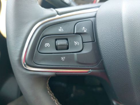 Used 2023 Buick Encore GX Preferred w/ Cold Weather Comfort Package FWD image 19