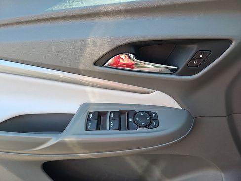 Used 2022 Chevrolet Bolt EUV Premier w/ Launch Edition image 31