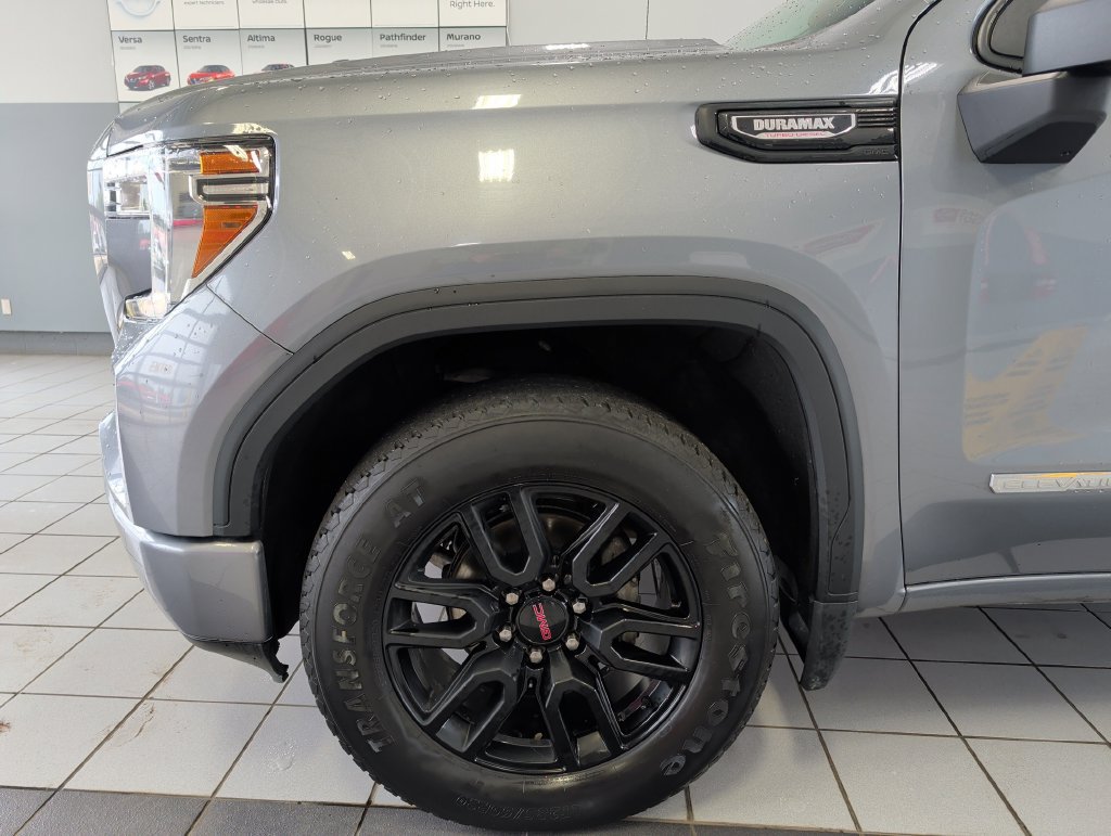Used 2021 GMC Sierra 1500 Elevation w/ X31 Off-Road Package AWD/4WD image 39