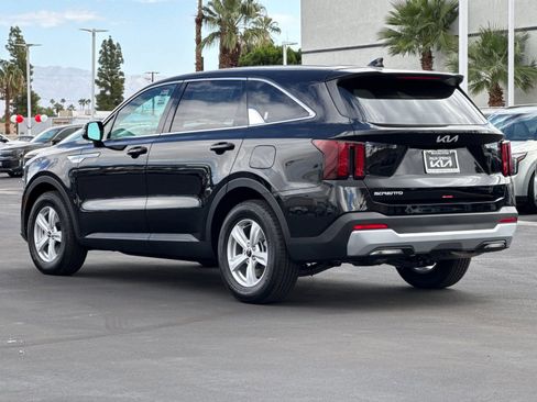 New 2026 Kia Sorento LX image 5