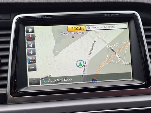 Used 2018 Hyundai Sonata Limited image 23