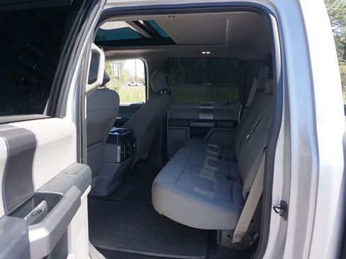 Used 2016 Ford F150 XLT w/ Equipment Group 302A Luxury image 13