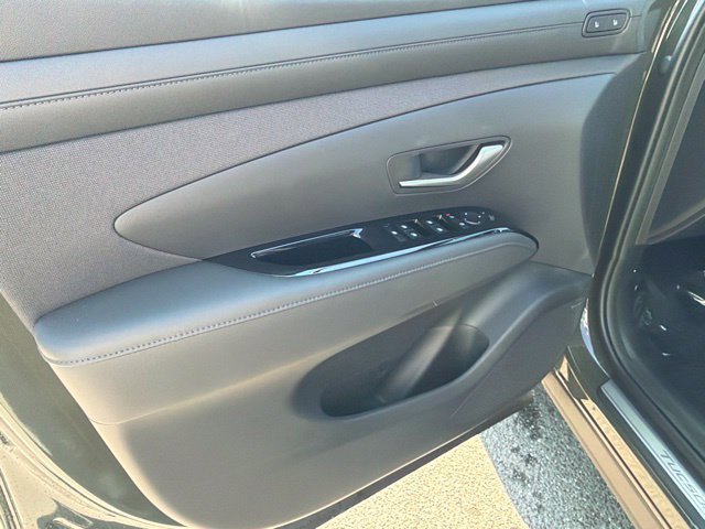 New 2026 Hyundai Tucson Limited AWD/4WD image 17