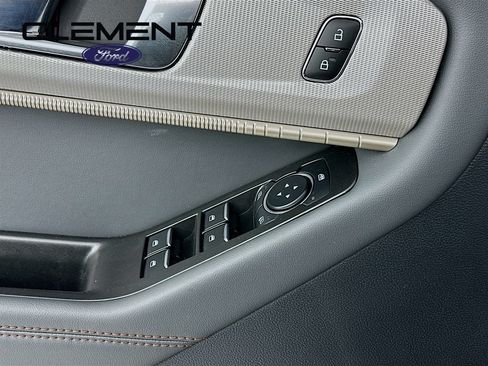 New 2026 Ford Explorer Active w/ Active Comfort Package AWD/4WD image 23