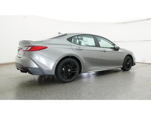 New 2026 Toyota Camry SE image 25