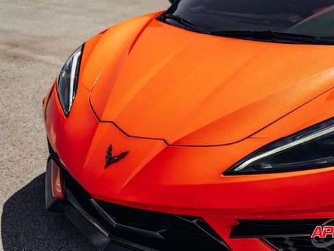 Used 2020 Chevrolet Corvette Stingray Coupe w/ 1LT RWD image 25