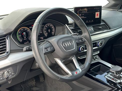 Used 2023 Audi Q5 e Premium Plus AWD/4WD image 13