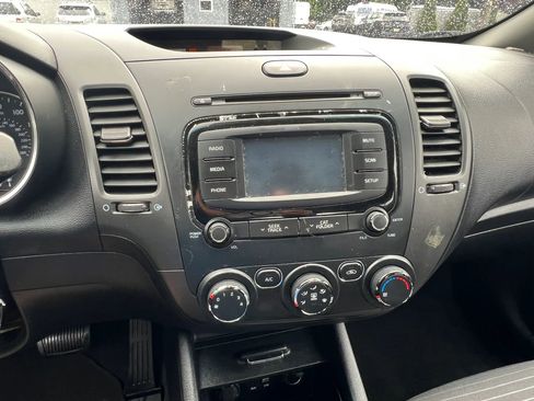 Used 2017 Kia Forte LX w/ LX Popular Package FWD image 20
