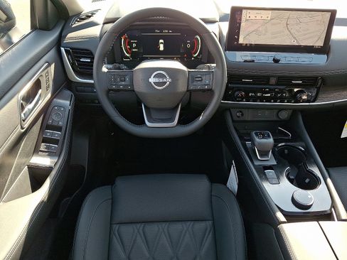 New 2026 Nissan Rogue Platinum w/ Platinum Premium Package image 7