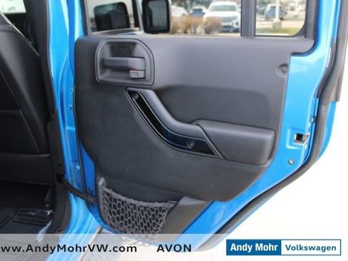 Used 2014 Jeep Wrangler Unlimited Sahara image 25