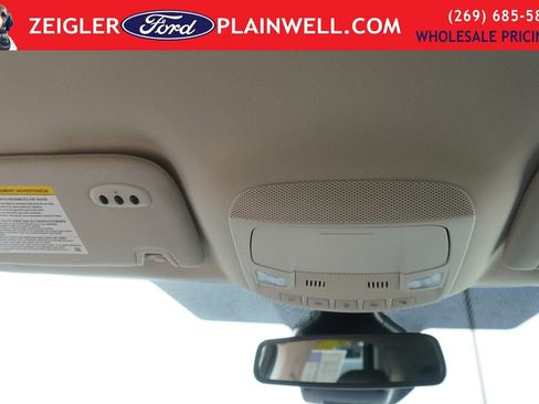 Used 2024 Ford Edge SEL w/ Convenience Package image 30