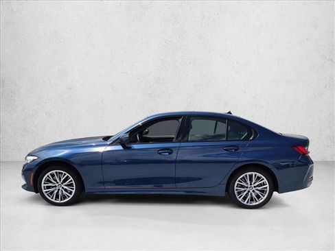 Used 2023 BMW 330i Sedan w/ Convenience Package RWD image 8