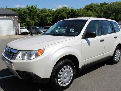 Used 2013 Subaru Forester 2.5X AWD/4WD image 1