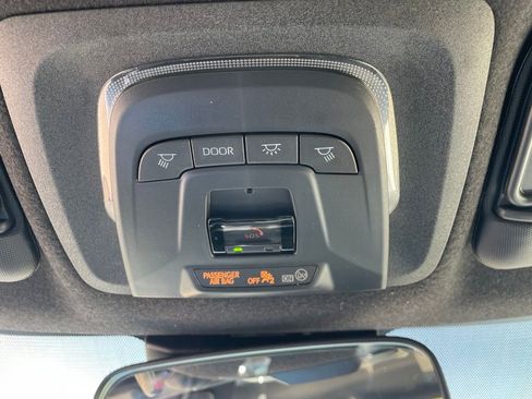 Used 2026 Toyota Corolla SE FWD image 18