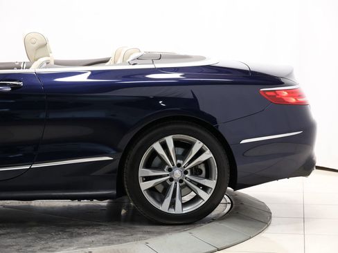 Used 2017 Mercedes-Benz S 550 Cabriolet image 9