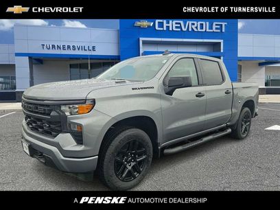 New 2026 Chevrolet Silverado 1500 Custom w/ LPO, Dark Essentials Package