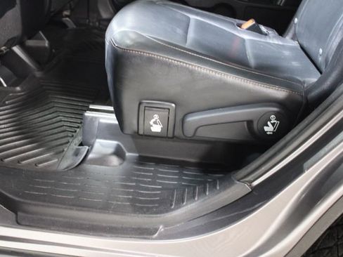 Used 2015 Toyota Highlander XLE image 52