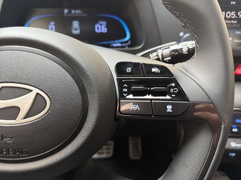 New 2026 Hyundai Elantra Sport FWD image 18