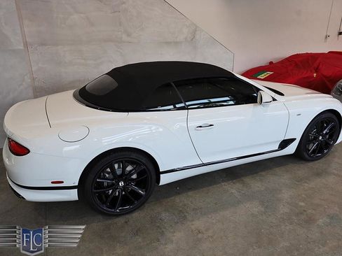 Used 2021 Bentley Continental GT V8 AWD/4WD image 47