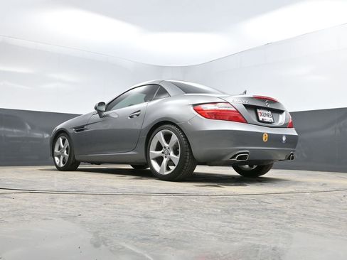 Used 2012 Mercedes-Benz SLK 350 SLK 350 image 40