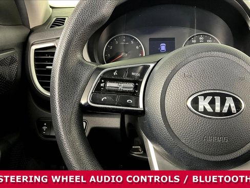Used 2021 Kia Seltos LX image 11