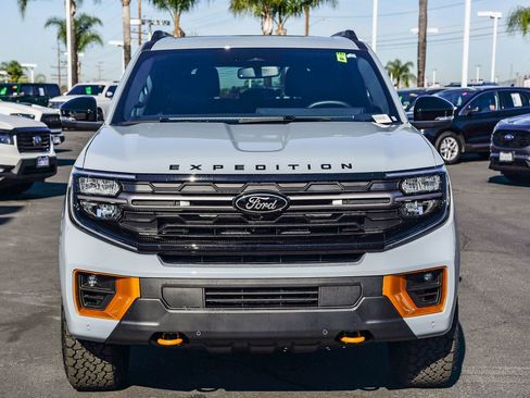 New 2025 Ford Expedition Tremor image 2