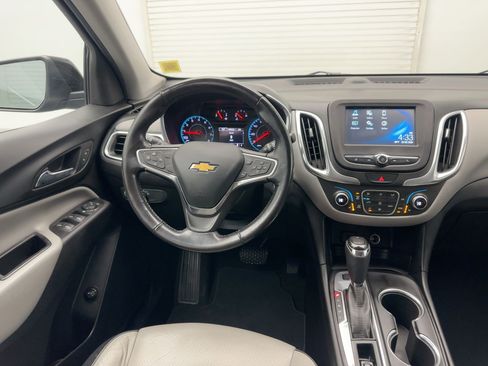 Used 2018 Chevrolet Equinox LT image 25