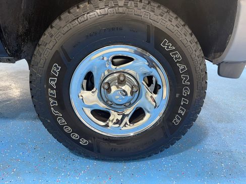 Used 1998 Dodge Ram 1500 Truck 4x4 Regular Cab image 49