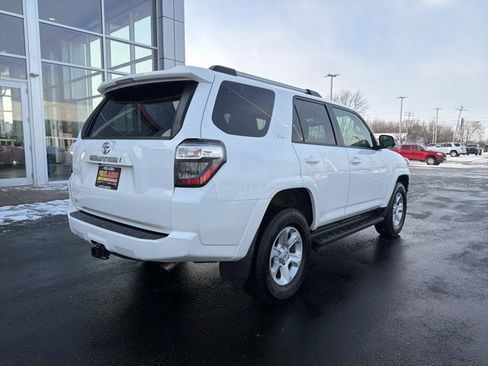 Certified 2024 Toyota 4Runner SR5 image 7