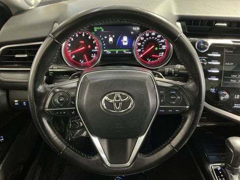 Used 2019 Toyota Camry XSE w/ Driver Assist Package FWD image 17