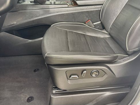 Used 2021 Cadillac Escalade Premium Luxury w/ Driver Assist Tech Package RWD image 22