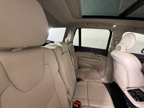 Used 2020 Volvo XC90 T6 Momentum w/ Protection Package Premier AWD/4WD image 37