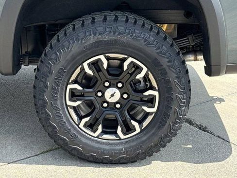 New 2026 Chevrolet Silverado 1500 ZR2 w/ LPO, Dark Essentials Package AWD/4WD image 20