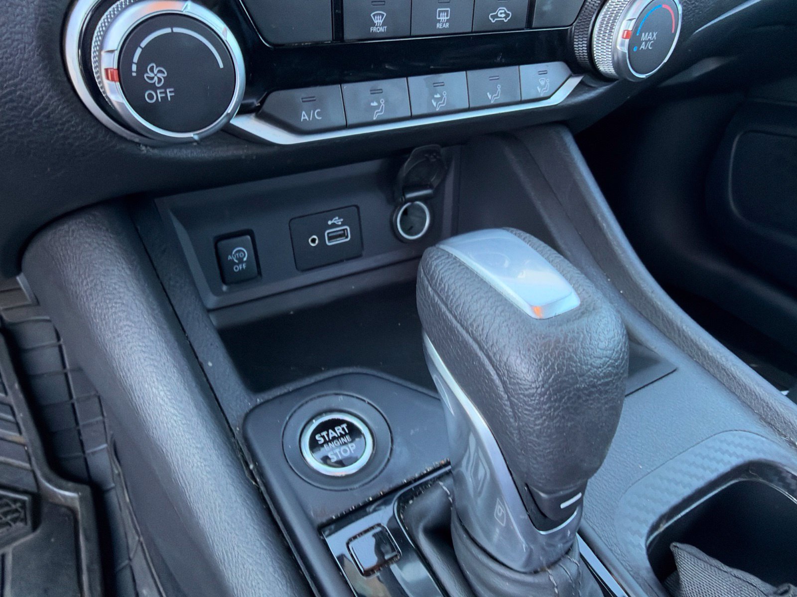Used 2025 Nissan Sentra S FWD image 15