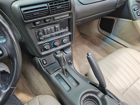 Used 2000 Chevrolet Camaro Z28 image 23