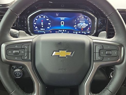 Used 2024 Chevrolet Silverado 1500 High Country w/ High Country Premium Package AWD/4WD image 24