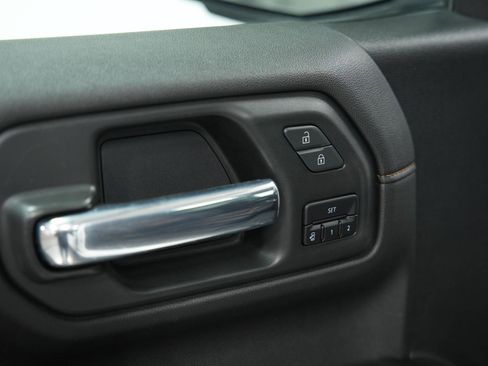 Used 2021 GMC Sierra 1500 AT4 w/ AT4 Premium Package image 21