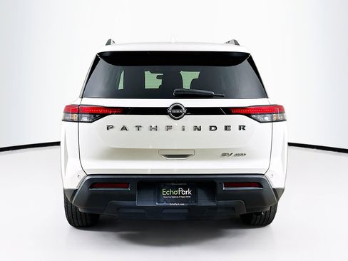 Used 2023 Nissan Pathfinder SV AWD/4WD image 7