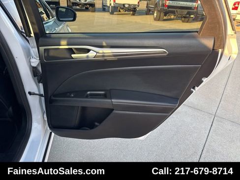 Used 2019 Ford Fusion SEL image 64
