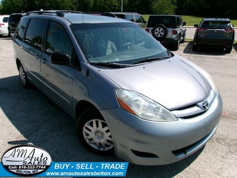 Used 2009 Toyota Sienna LE FWD image 29