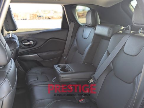 Used 2022 Jeep Cherokee Latitude Lux AWD/4WD image 29