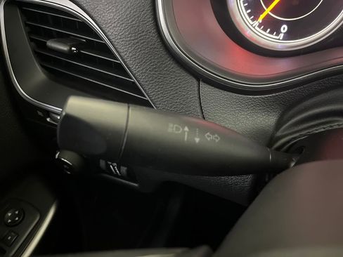 Used 2019 Jeep Cherokee Latitude Plus image 65